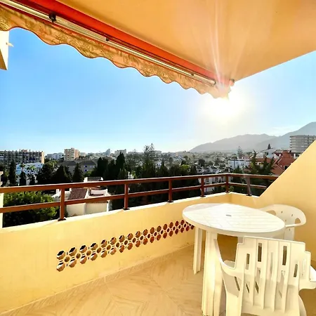 In Malaga With Sea And Mountain Views Апартаменти *