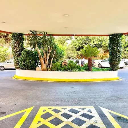 In Malaga With Sea And Mountain Views Торремолінос