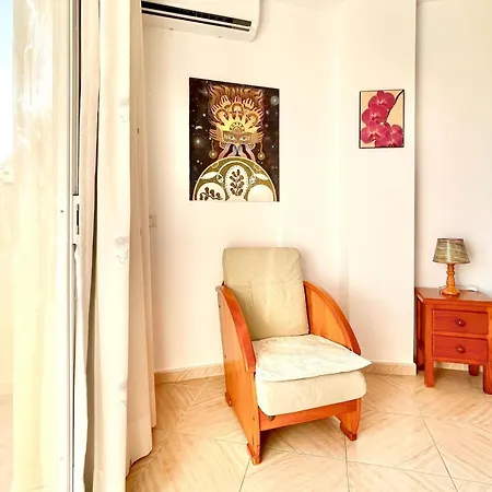 In Malaga With Sea And Mountain Views Апартаменти *